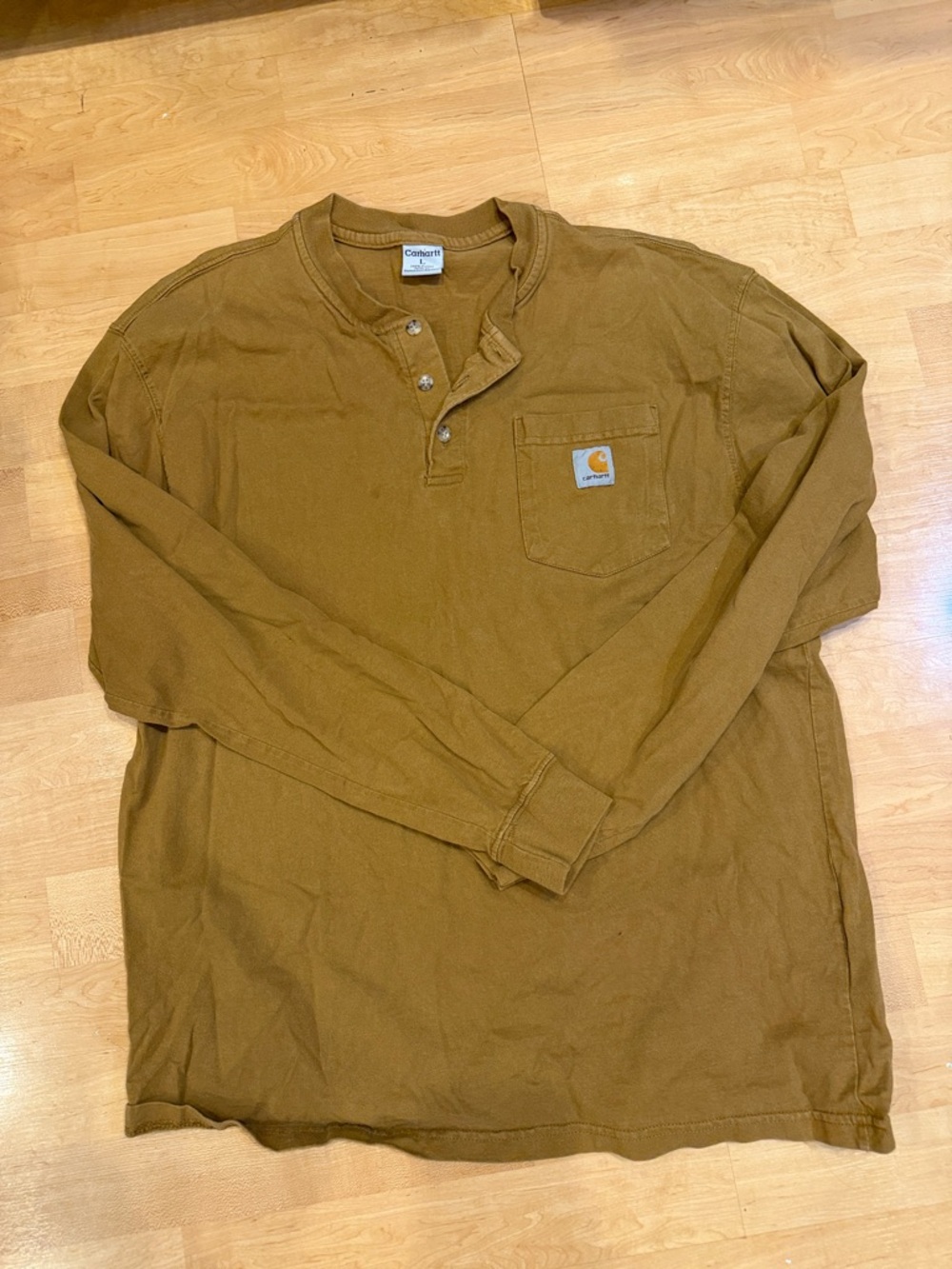 Carhartt Men’s Carhartt Brown Long-Sleeve Henley Pocket Shirt